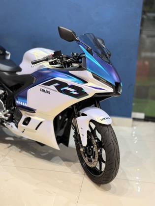 YAMAHA YZF R3 ABS CONNECTED YAMAHA YZF R3 ABS CONNECTED